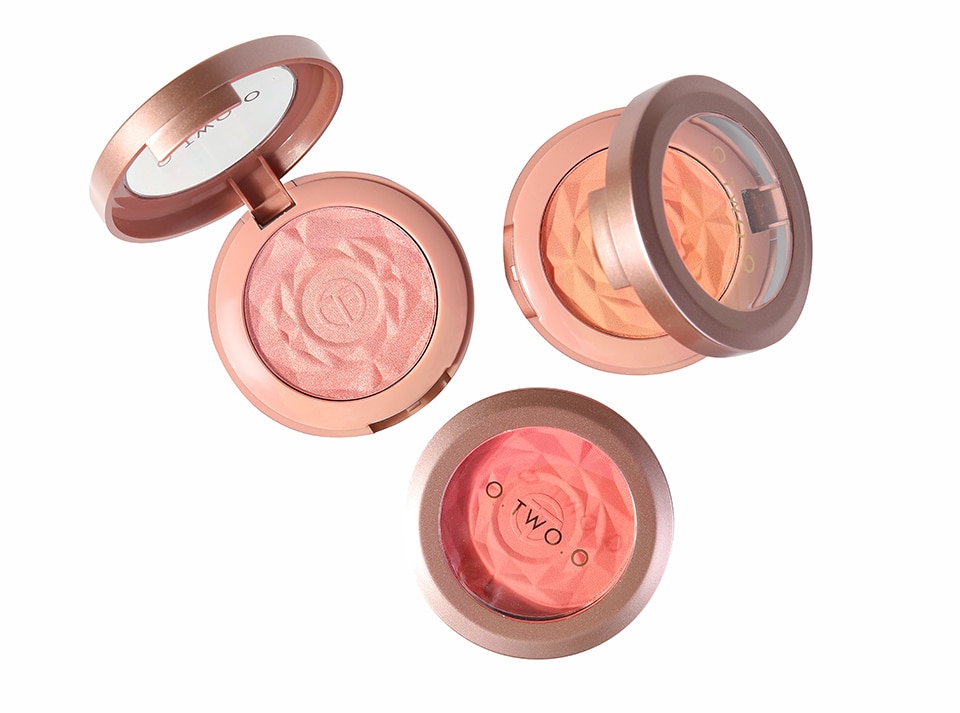 O.TWO.O Face Blusher Powder Palette Makeup Cheek Blusher Powder Minerals Palettes Blusher Brush Palette Cream Natural Blush